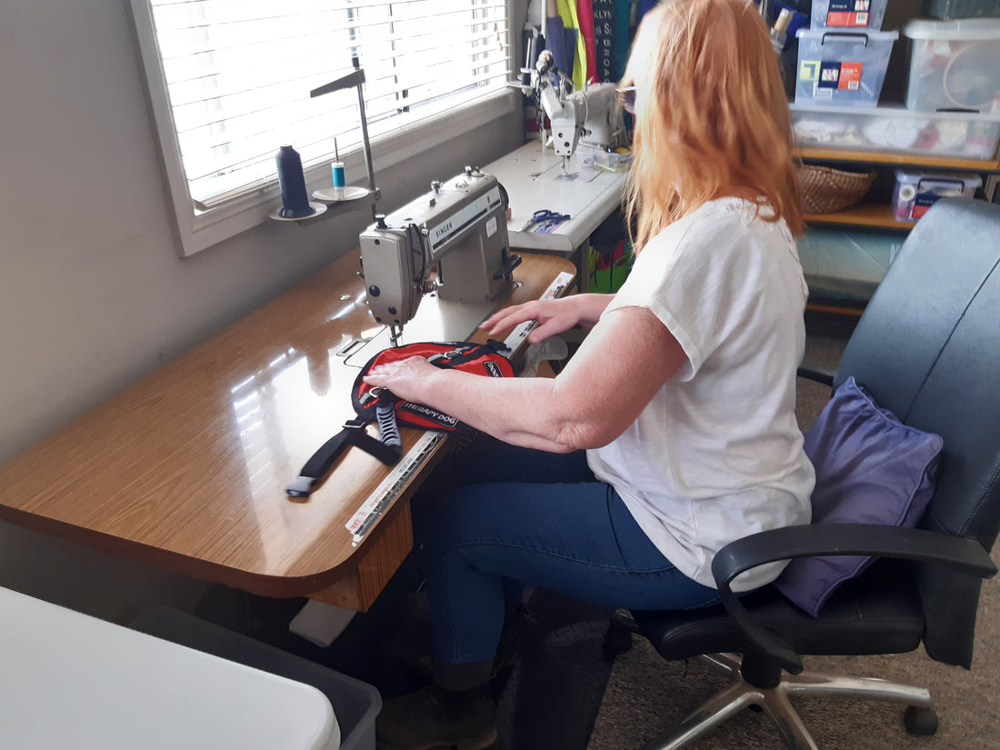 Making a Therapy Dog Vest at Coonabarabran
